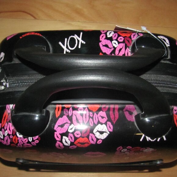 Betsey Johnson Make Up / Cosmetic Hard Shell ABS Case. 11" with Zippers. NEW - Picture 5 of 10